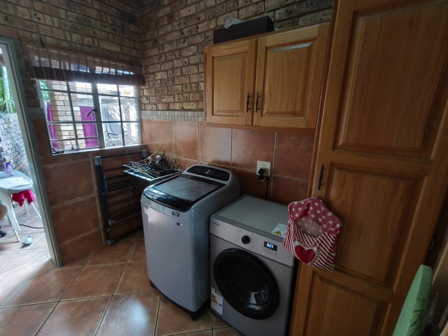 4 Bedroom Property for Sale in Cashan North West